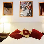 Vicolo Grotte 14 Apartment
